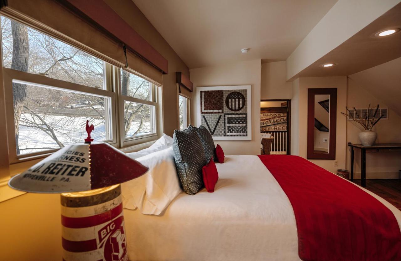 Galvanized America Inn & Art Gallery ดอยล์สทาวน์ ภายนอก รูปภาพ